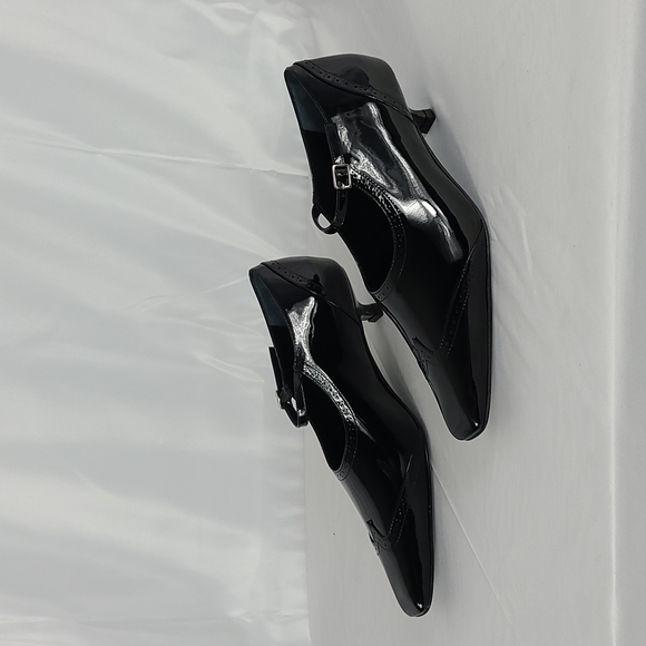 Dora Teymur Cigarette Heel - Picture 2 of 11